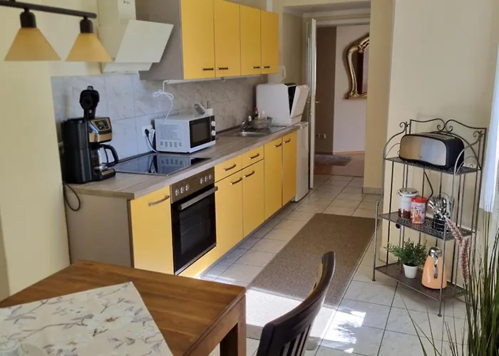 Fuerst Metternich In *